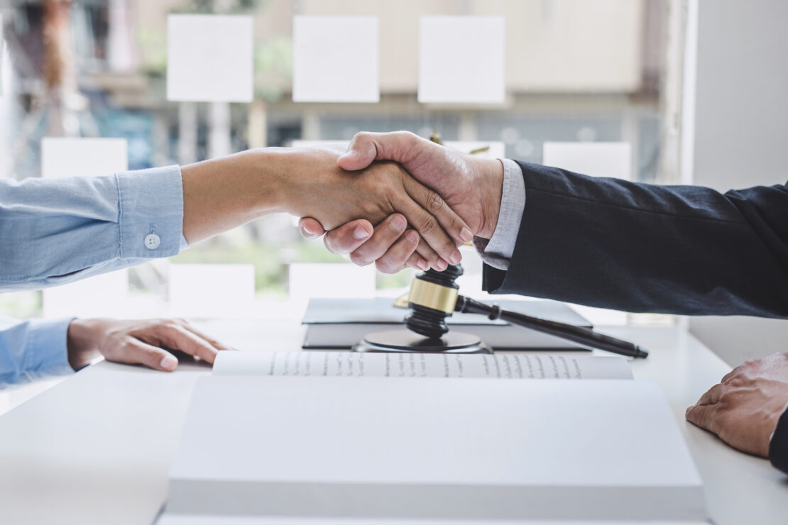 Handshake after good cooperation, Businesswoman Shaking hands wi